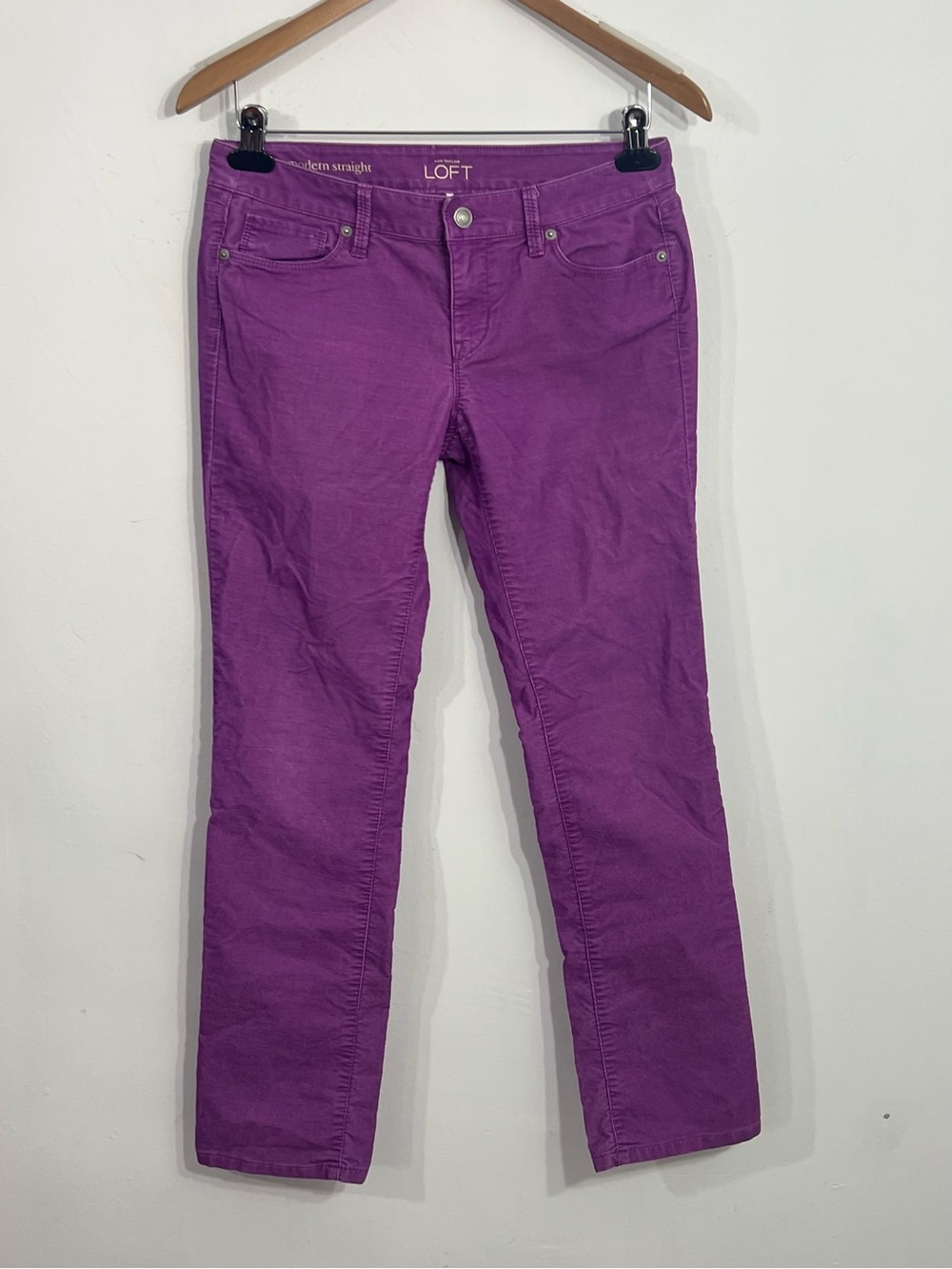 LOFT Purple Corduroy Modern Straight Jeans W. Stretch 5 Pocket Zip Button Petite